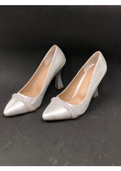 Kadeh Topuk Taş Işlemeli Simli 10 Cm. Topuklu Bayan Stiletto Ayakkabı