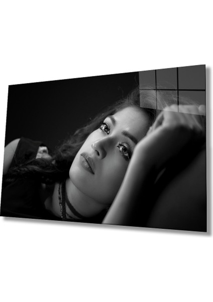 Eliza Home Siyah Beyaz Insan Fotoğrafları Kadın Cam Tablo
