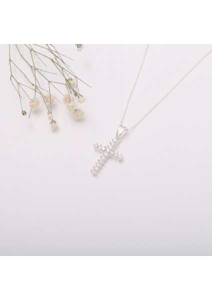 Zirkon Taşlı Gümüş Haç KOLYE-925