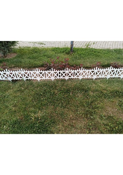 10 Adet Dekoratif Mini Plastik Bahçe Çiti Çapraz Model Esnek Çit Peyzaj Koruma Toplam 580-36 cm fiyatları