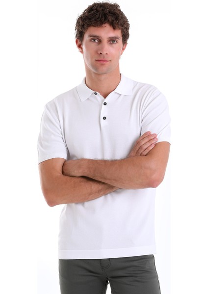 Beyaz Comfort Fit Düz Polo Yaka Rayon Tişört modelleri