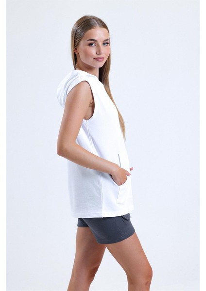 Beyaz Kolsuz Kapüşonlu Sporcu Atlet Tişört fiyatları