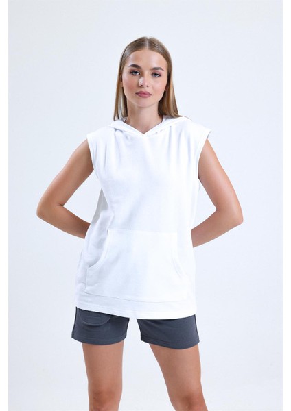 Beyaz Kolsuz Kapüşonlu Sporcu Atlet Tişört modelleri