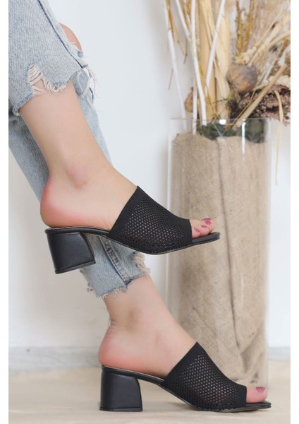 Kadın Siyah 5 cm Topuklu Terlik indirimleri