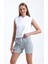 Beyaz Kolsuz Kapüşonlu Crop Sporcu Atlet Tişört 1
