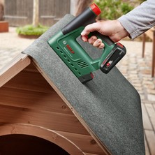 Bosch Universal Tacker 18V-14 Zımba ve Çivi Tabancası + 18 Volt Starter Kit 2,5 Ah+Şarj Cihazı
