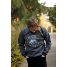 ZY Khan Zykhan Unisex Antrasit Adventure Club Baskılı Bisiklet Yaka Şardonlu 3 Iplik Pamuklu Sweatshirt