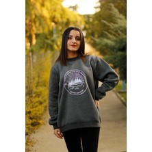 ZY Khan Zykhan Unisex Antrasit Adventure Club Baskılı Bisiklet Yaka Şardonlu 3 Iplik Pamuklu Sweatshirt