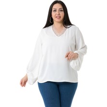 Disentis Modest Büyük Beden Yakası Dantelli Kol Ağzı Geniş Lastikli Beyaz Bluz