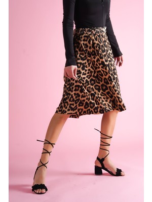 Divolya Juli Siyah Süet Bileğe Bağlamalı Kısa Topuklu Günlük Kullanım Ayakkabı