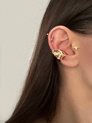 OkkoStore Ezilmiş Kıkırdak Küpe Earcuff