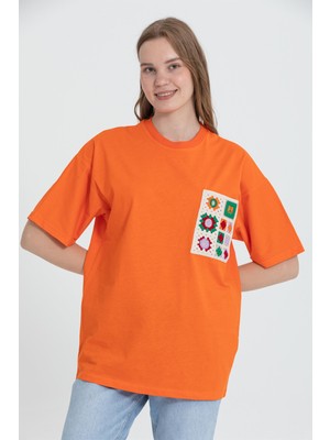 Rocqerx R-5731 Bisiklet Yaka Cep Dantel Detaylı Oversize T-Shirt