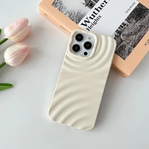 Apple iPhone 14 Pro Max Kılıf Zebana 3D Water Silikon Kılıf Krem Rengi