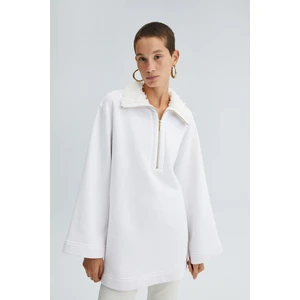 Touche Yakası Kürklü Sweatshirt