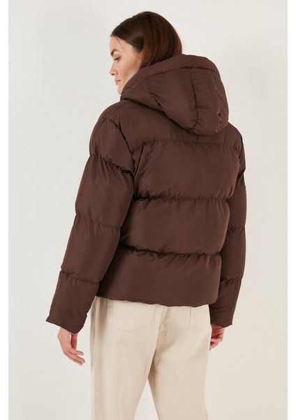 Cepli Kapüşonlu Regular Fit Şişme Mont Bayan Mont 640Y002 indirimleri