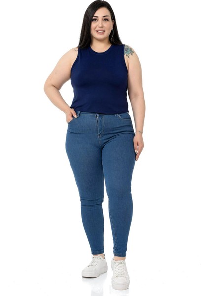 Büyük Beden Bisiklet Yaka Kolsuz Crop Viskon Lacivert Body