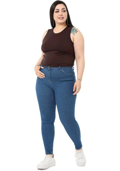 Büyük Beden Bisiklet Yaka Kolsuz Crop Viskon Kahverengi Body