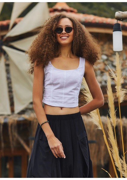 U Yaka Düz Renk Crop Bluz fiyatları