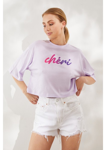 Cheri Yazı Baskılı Crop T-Shirt Lila