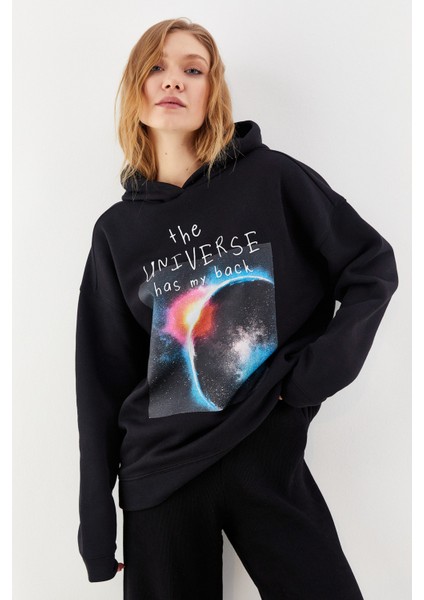 Galaxy Baskılı Içi Polarlı Kapüşonlu Sweatshirt Siyah