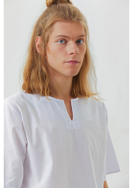 Yuvarlak Yaka Rahat Kesim Erkek Gömlek indirimleri