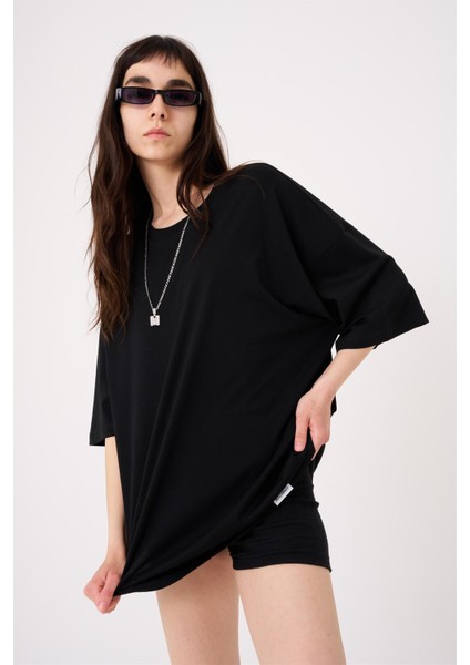 Kadın Basic Oversize Pamuklu Süprem T-Shirt Siyah