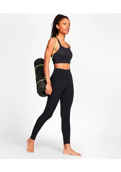 CJ0544-010 Swoosh Luxe Medium-Support Kadın Sporcu Sütyeni fırsatları