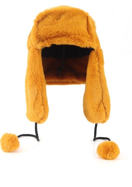 Hardal Renk Suni Kürk Ponponlu, Kulaklı Peluş Şapka – Sonbahar ve Kışa Uygun Sıcak ve Şık Tasarım
