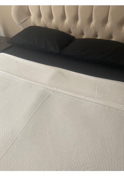 Tek Kişilik Pike %100 Pamuklu Lastikli Çarşaf Yastık Kılıfı Takım 3 Parça fırsatları