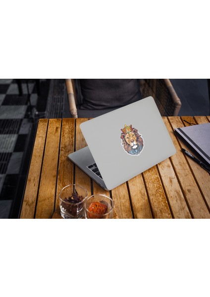 Sticker Master Aslan Taç Motorsiklet, Kask,laptop ve Araç Sticker Pc Çıkartma Etiket 13X15 cm