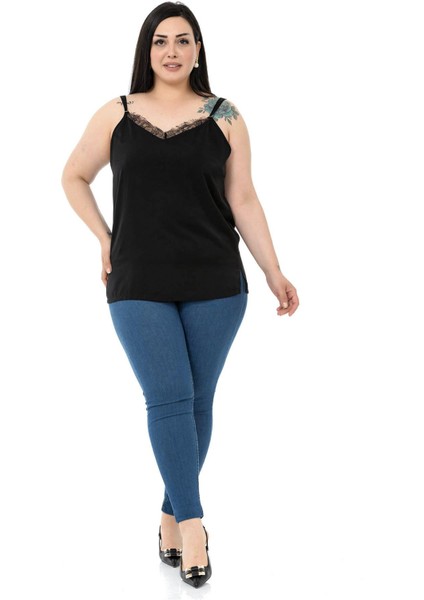 Büyük Beden Yakası Dantelli Ayarlanabilir Ince Askılı Siyah Bluz fiyatları
