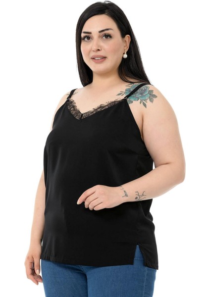 Büyük Beden Yakası Dantelli Ayarlanabilir Ince Askılı Siyah Bluz fırsatları
