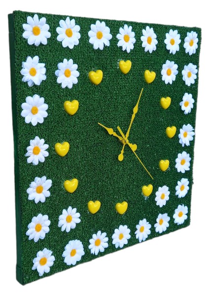 Yapay Çimli Papatyalı Kalpli Ahşap 3D Mutfak Duvar Saati 40*40 cm