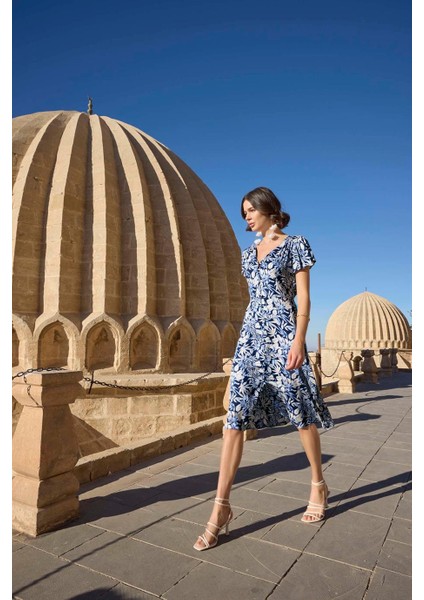 Yaprak Desenli Kısa Kollu Elbise modelleri