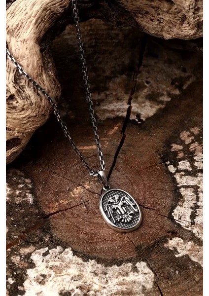 925 Ayar Gümüş Oval Çift Başlı Kartal Motifli Erkek Kolye