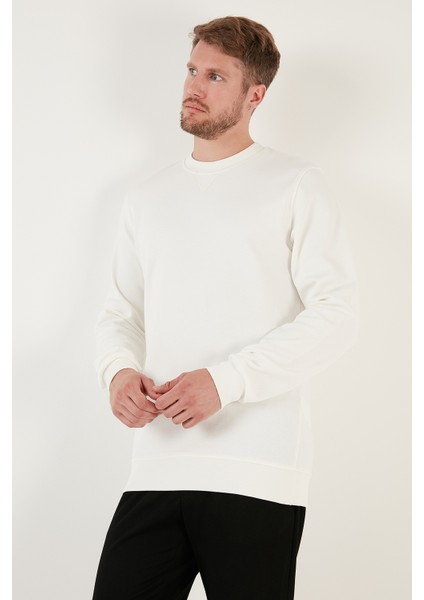 Pamuklu Regular Fit Bisiklet Yaka Sweat Erkek Sweat 5905453 fırsatları