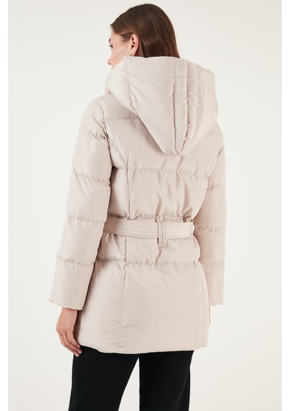 Cepli Kemerli Kapüşonlu Regular Fit Kışlık Şişme Mont Bayan Mont 55650154 indirimleri