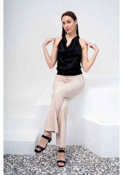 Kadın Kolsuz Bluz Siyah indirimleri