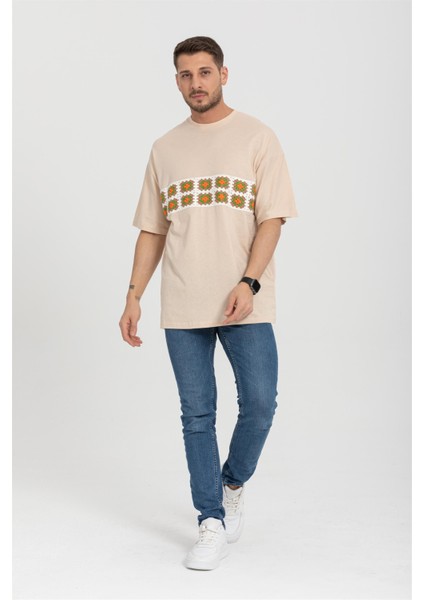 R-5730 Bisiklet Yaka Ön Nakış Detaylı Oversize T-Shirt