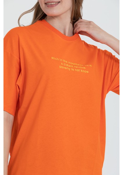 R-5724 Bisiklet Yaka Panda Baskılı Oversize T-Shirt modelleri