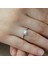 0.18 Ct Kalemli Tasarım Baget Kare Tektaş Yüzük 2