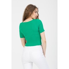 Paradice Kadın Beli Zincir ve Taş Detaylı Kısa Kol Crop Bluz Yeşil