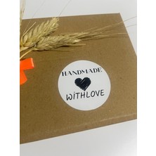 Butik Sosyetik Handmade With Love Ortası Çizim Kalpli Siyah Yazı Yuvarlak Yapışkanlı Etiket 5 x 5 cm 100 Adet