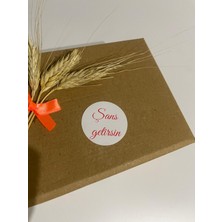 Butik Sosyetik Şans Getirsin Kırmızı El Yazılı Yuvarlak Yapışkanlı Etiket 4 x 4 cm 120 Adet