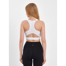 Grab Beyaz Kadın Kısa Slim Fit Sporcu Sütyeni GW-T23S016 Gaby Bralette