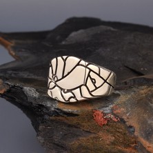 Tesbih Sepetim 925 Ayar Gümüş Kaya Parçası Desenli Erkek Yüzük