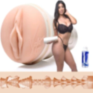 Girls - Violet Myers Waifu Vajina Mastürbatör	+Fleshlight Fleshlube 30 ml