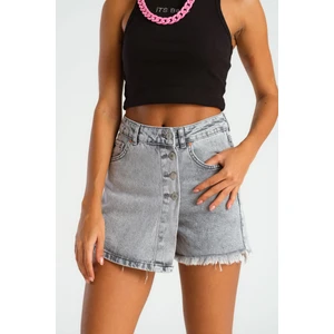 Its Basic Kadın Gri Renk Önü Düğmeli Denim Şort Etek