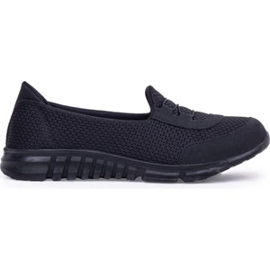 04 Günlük Yumuşak Tabanlı Kadın Ayakkabı