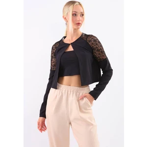 Kolları Dantel Işlemeli Crop Ceket